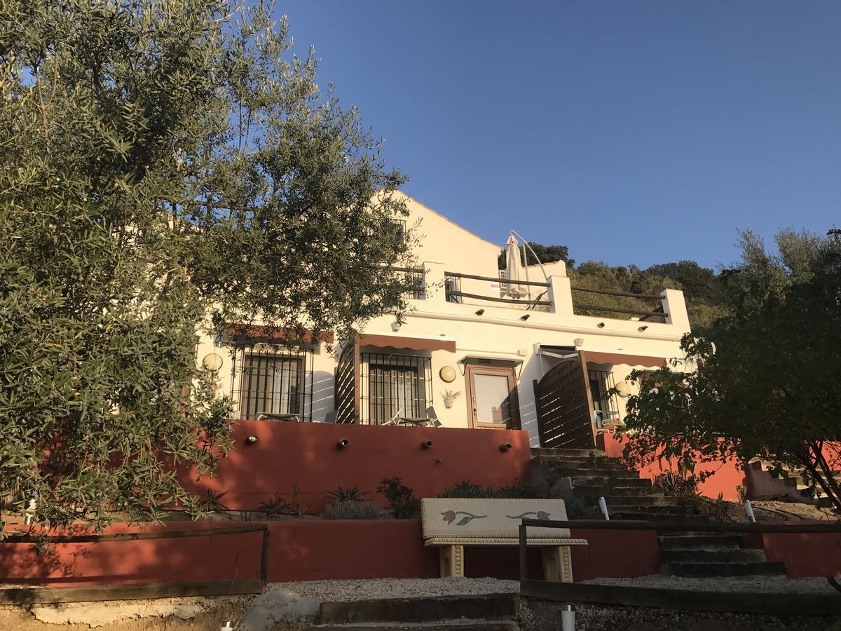 Casa Paz Y Mas Hotel Riogordo Exterior photo